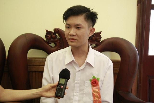 Quốc Anh cho biết em sẽ cố gắng, nỗ lực trong chương trình Olympia chung kết năm 2020. Ảnh: Lin xong