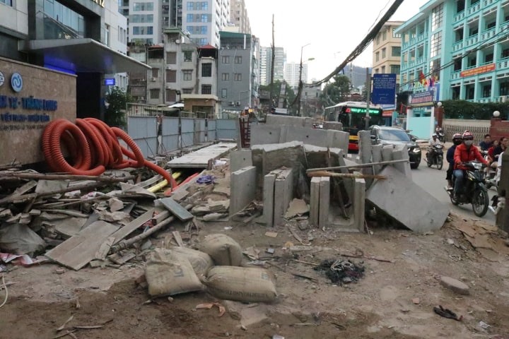 Dự án mở rộng, cải tạo tuyến đường Vũ Trọng Phụng (quận Thanh Xuân, TP. Hà Nội) Ảnh: Lan Nhi.