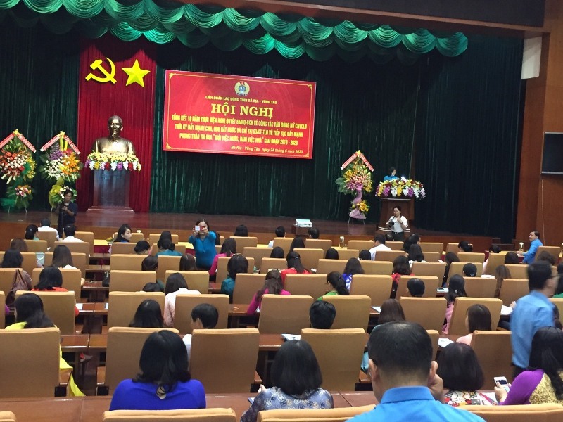 Quang cảnh hội nghị. Ảnh: Nguyên Dũng