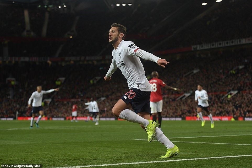 Adam Lallana “cứu” Liverpool thoát thua. Ảnh: Daily Mail