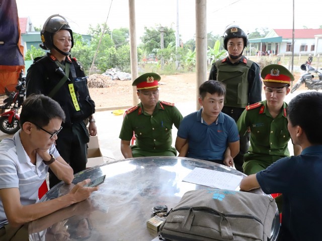 Đối tượng Chính bị bắt. Ảnh: CA HT.
