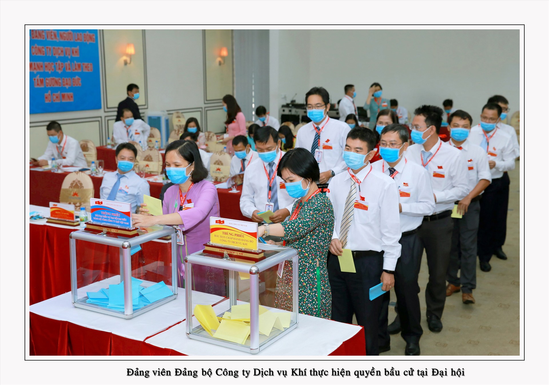 Tùy tình hình diễn biến phòng chống dịch Covid-19, đại hội đảng các cấp được tổ chức linh hoạt và an toàn trong toàn Đảng bộ PV GAS.