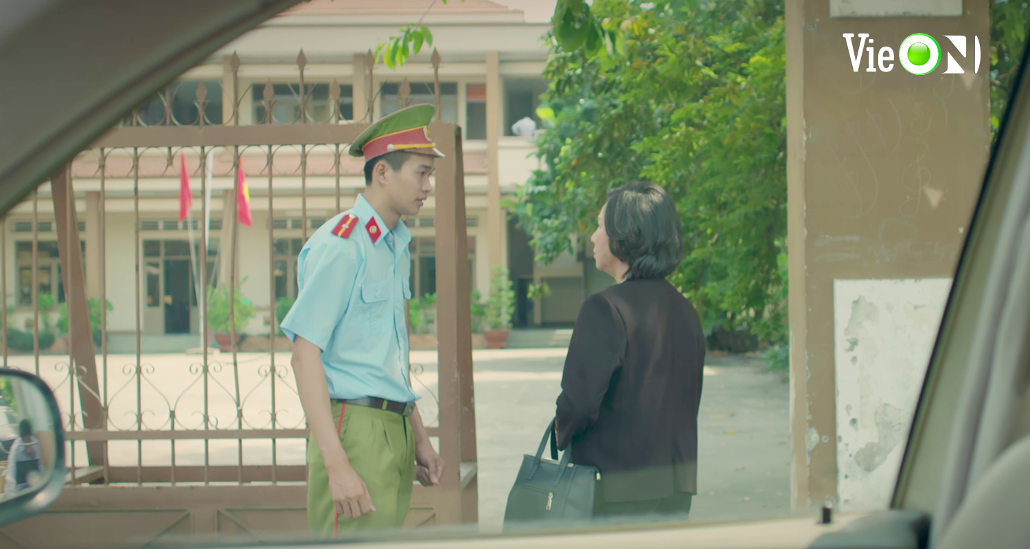 Bà Hạ Lan xin đi tù thay con. Ảnh:Vie