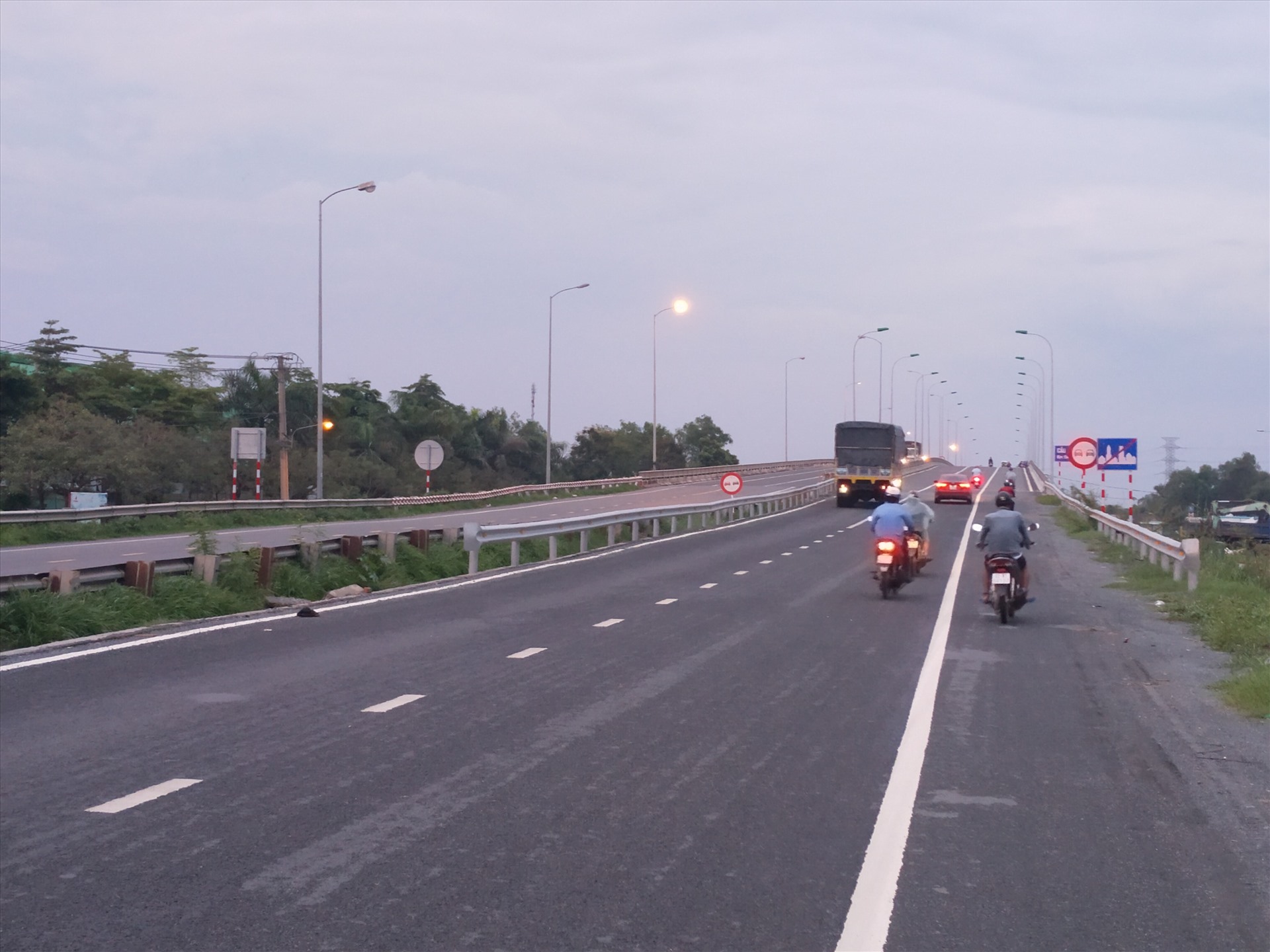 Cầu Tân An 3 đã thông xe. Ảnh: K.Q