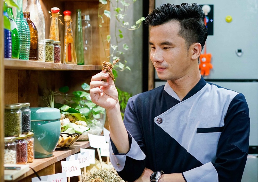 Chef Võ Hoàng Nhân.