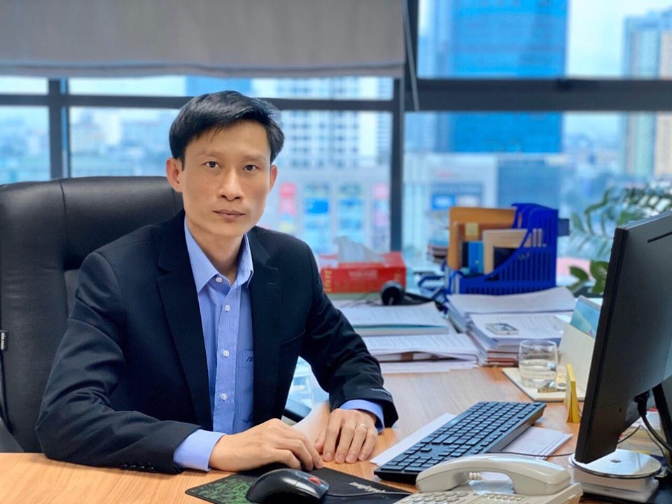 Ông Vũ Đức Long - Phó Giám đốc Trung tâm Dự báo Khí tượng Thủy văn Quốc gia. Ảnh: Hạnh Lê.