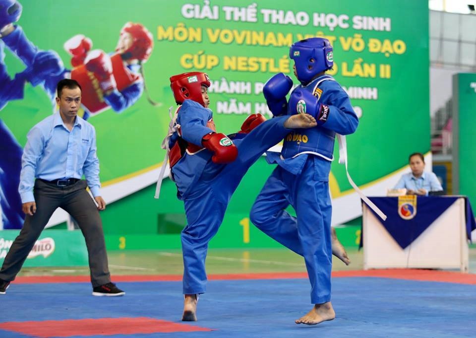 Các võ sinh tranh tài ở 108 bộ huy chương của 62 nội dung quyền và đối kháng. Ảnh: Giang Lê