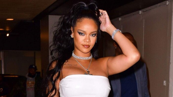 Rihanna chính là nghệ sĩ nữ giàu nhất thế giới