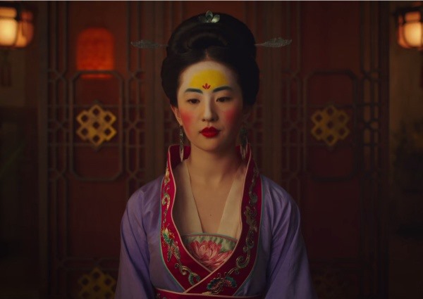 Mulan gây nhiều tranh cãi cho khán giả. Ảnh: Cắt từ clip