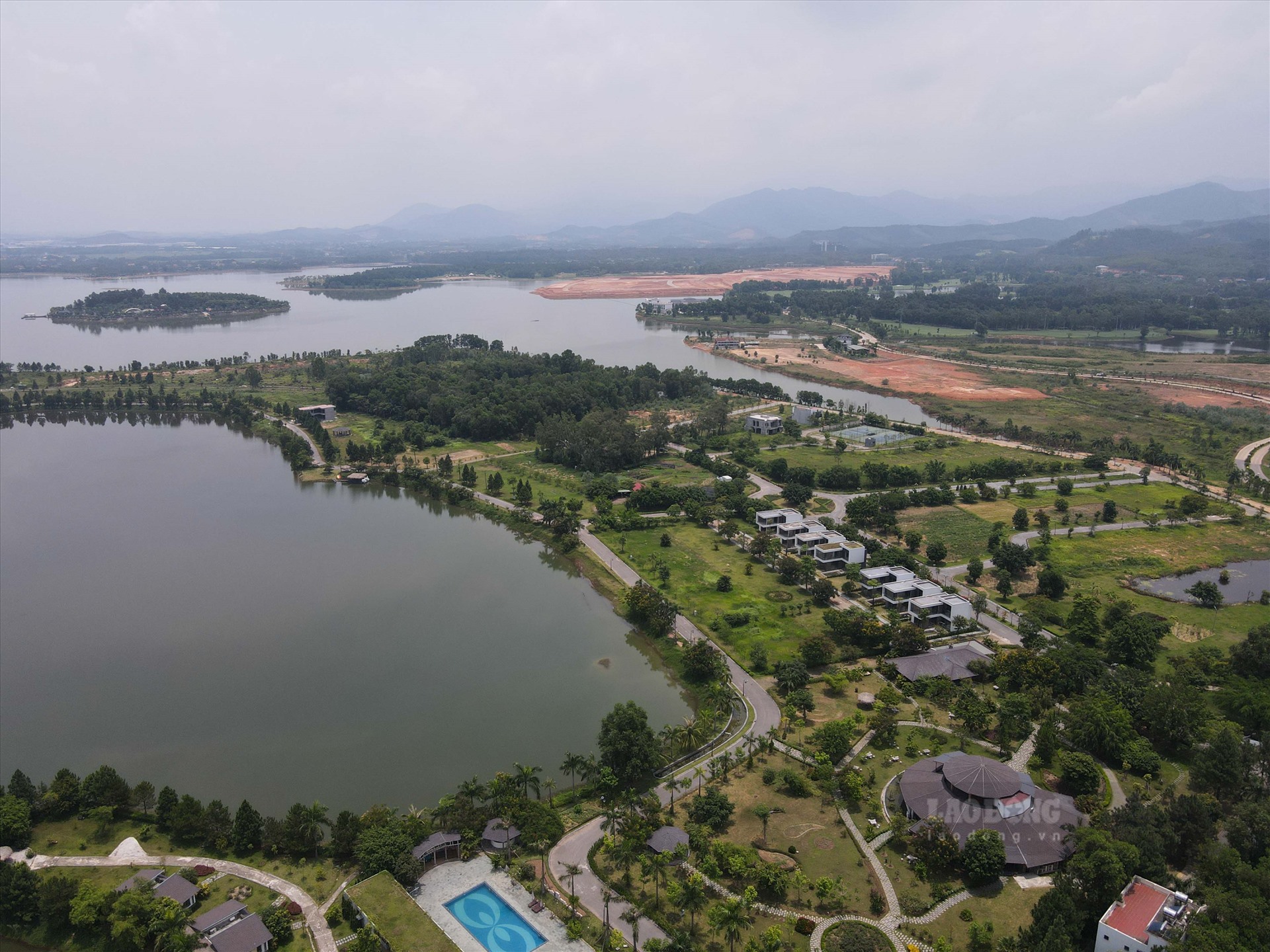 Vừa qua, Tổng cục Thủy lợi đã kiểm tra đột xuất các hoạt động trong phạm vi bảo vệ hồ chứa nước Đại Lải. Tổng cục Thủy lợi đã làm việc với 04 doanh nghiệp đang có dự án kinh doanh, du lịch trong phạm vi hồ chứa nước Đại Lải.