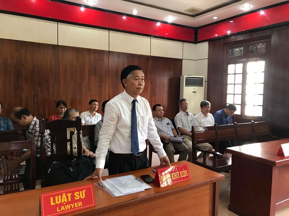 Bộ Giáo dục Đào tạo vắng mặt tại phiên tòa xét xử sơ thẩm vụ án hành chính về khiếu kiện hành vi hành chính chiều 10.7. Ảnh Mai Dung