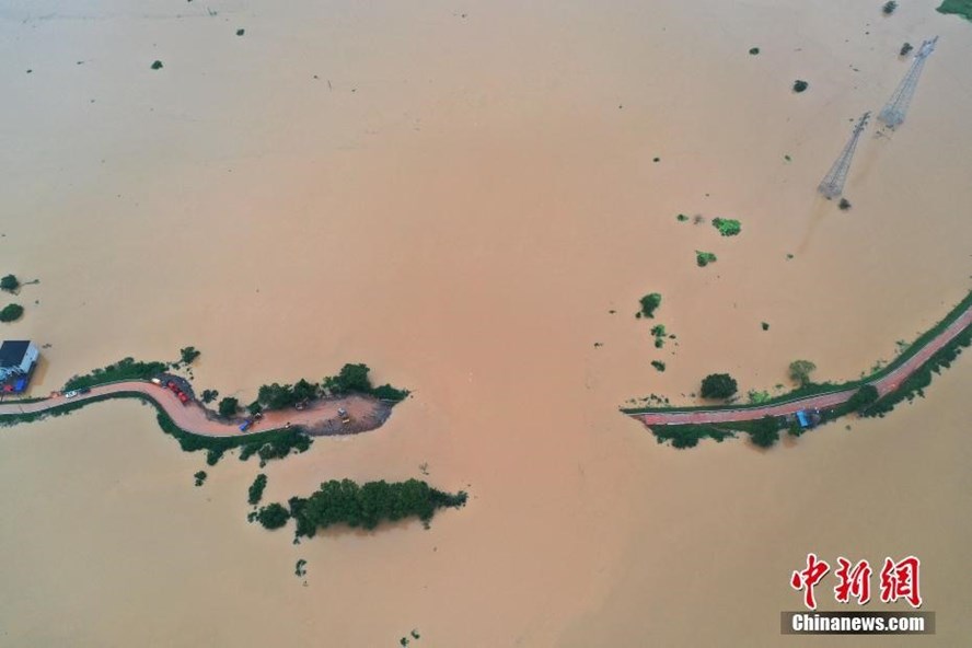Trung Quốc dự báo nền kinh tế thiệt hại hơn 8,8 tỉ USD do bão lũ năm nay trung quoc du bao nen kinh te thiet hai hon 88 ti usd do bao lu nam nay