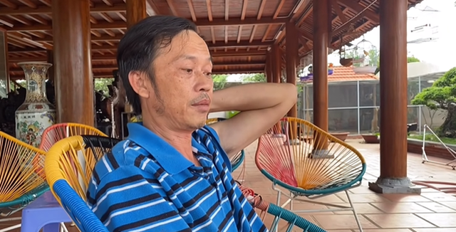 Hình ảnh hiện tại của Hoài Linh. Ảnh: Cắt từ clip.