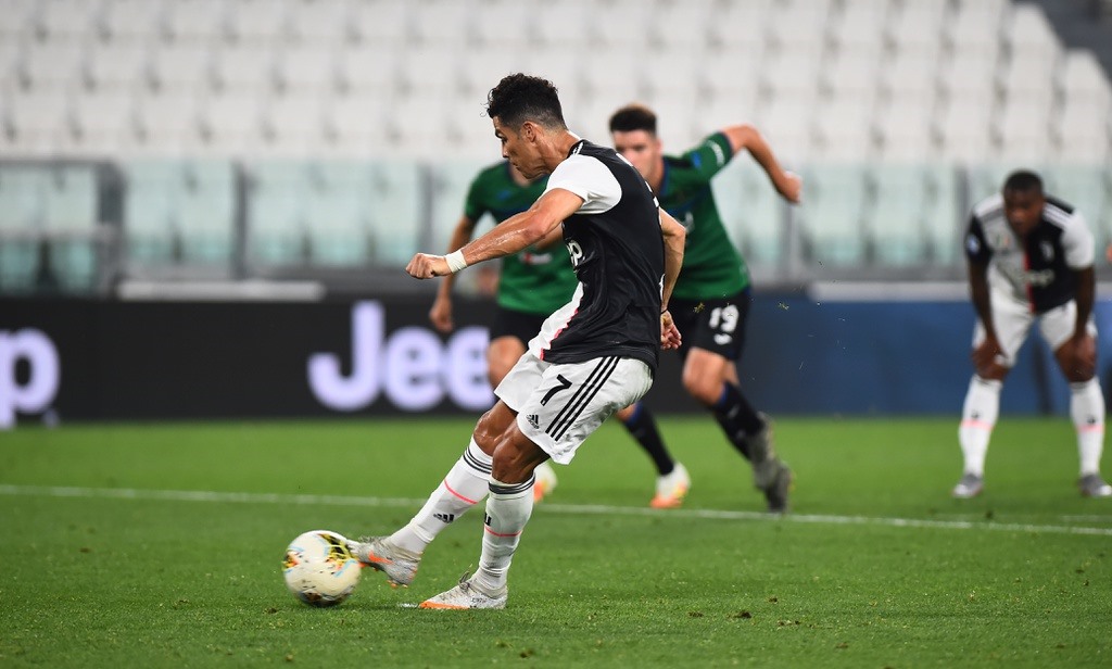 Ronaldo liên tục “nổ súng” tại Serie A. Ảnh: Getty