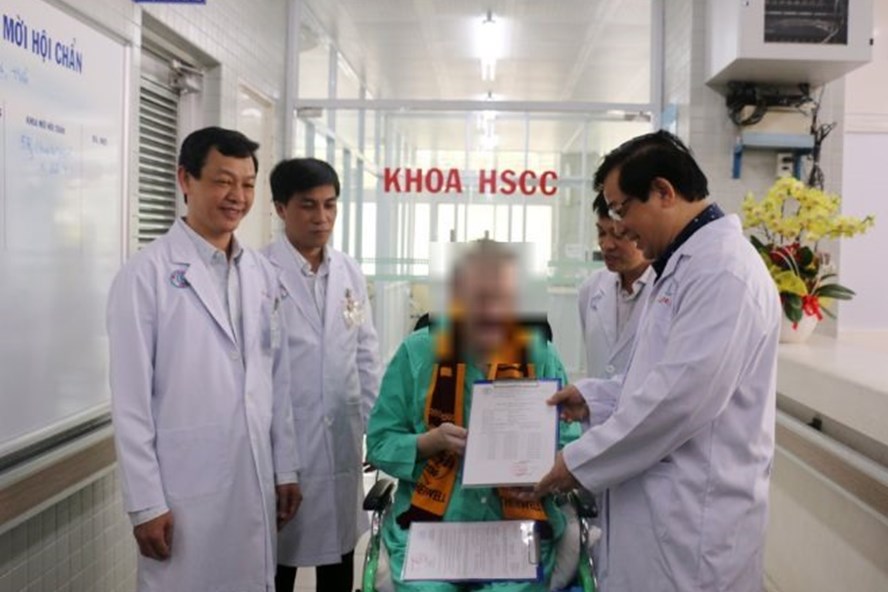 CDC Mỹ gửi thư chúc mừng Bệnh viện Chợ Rẫy cứu sống bệnh nhân 91 cdc my gui thu chuc mung benh vien cho ray cuu song benh nhan 91