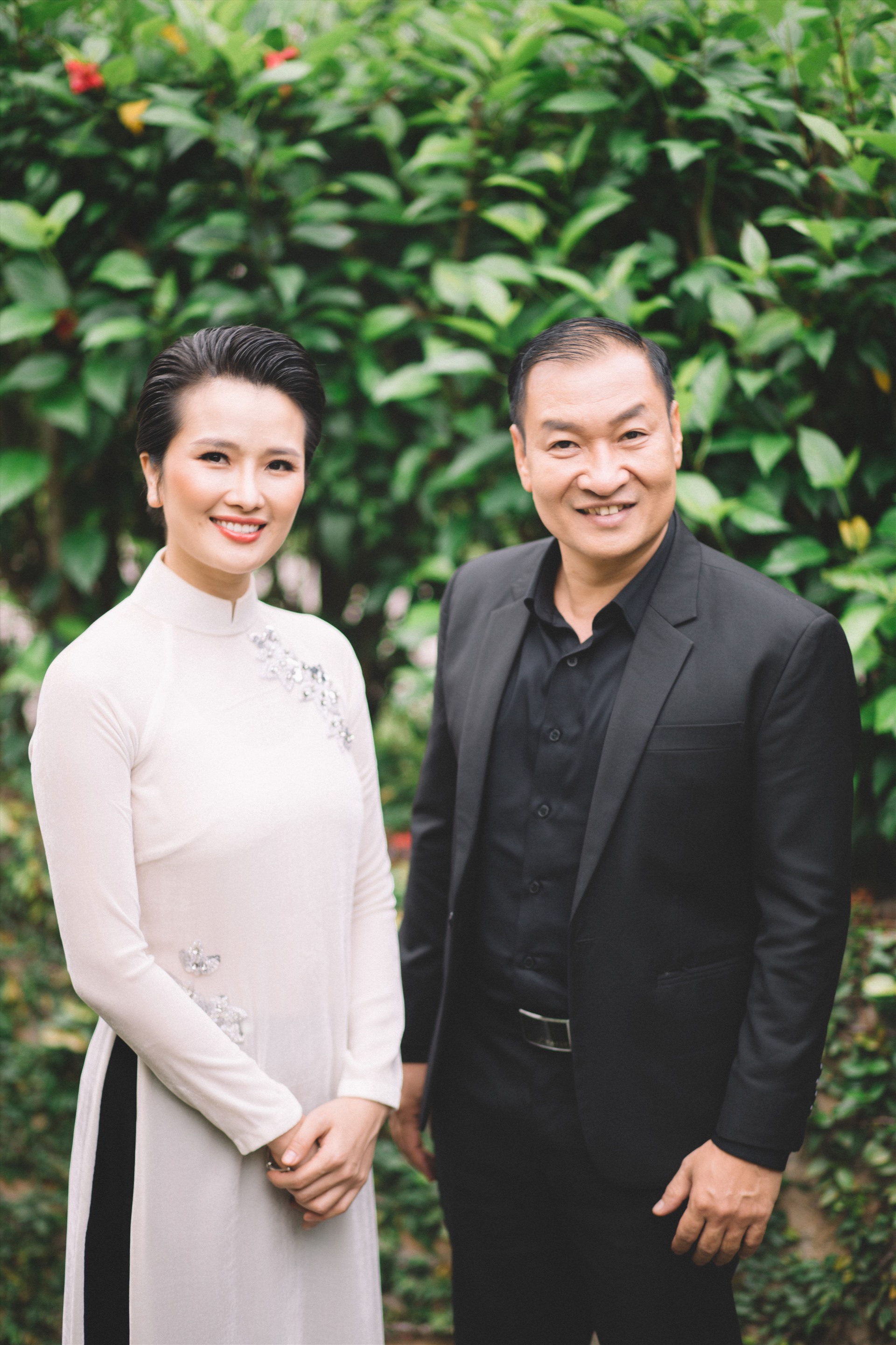 Cao Thùy Duowgn mời thầy - TS. Nguyễn Hà Bằng