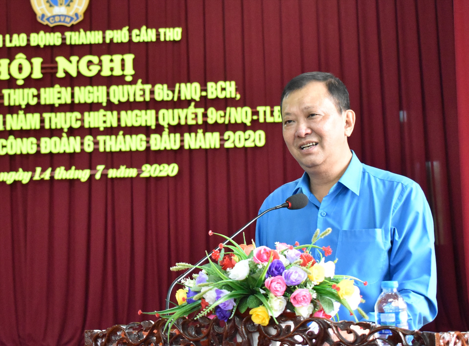 Chủ tịch LĐLĐ TP.Cần Thơ Trần Văn Tám phát biểu tại hội nghị. Ảnh: Thành Nhân