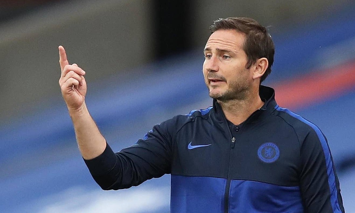Lampard rơi vào thế khó. Ảnh: Getty.