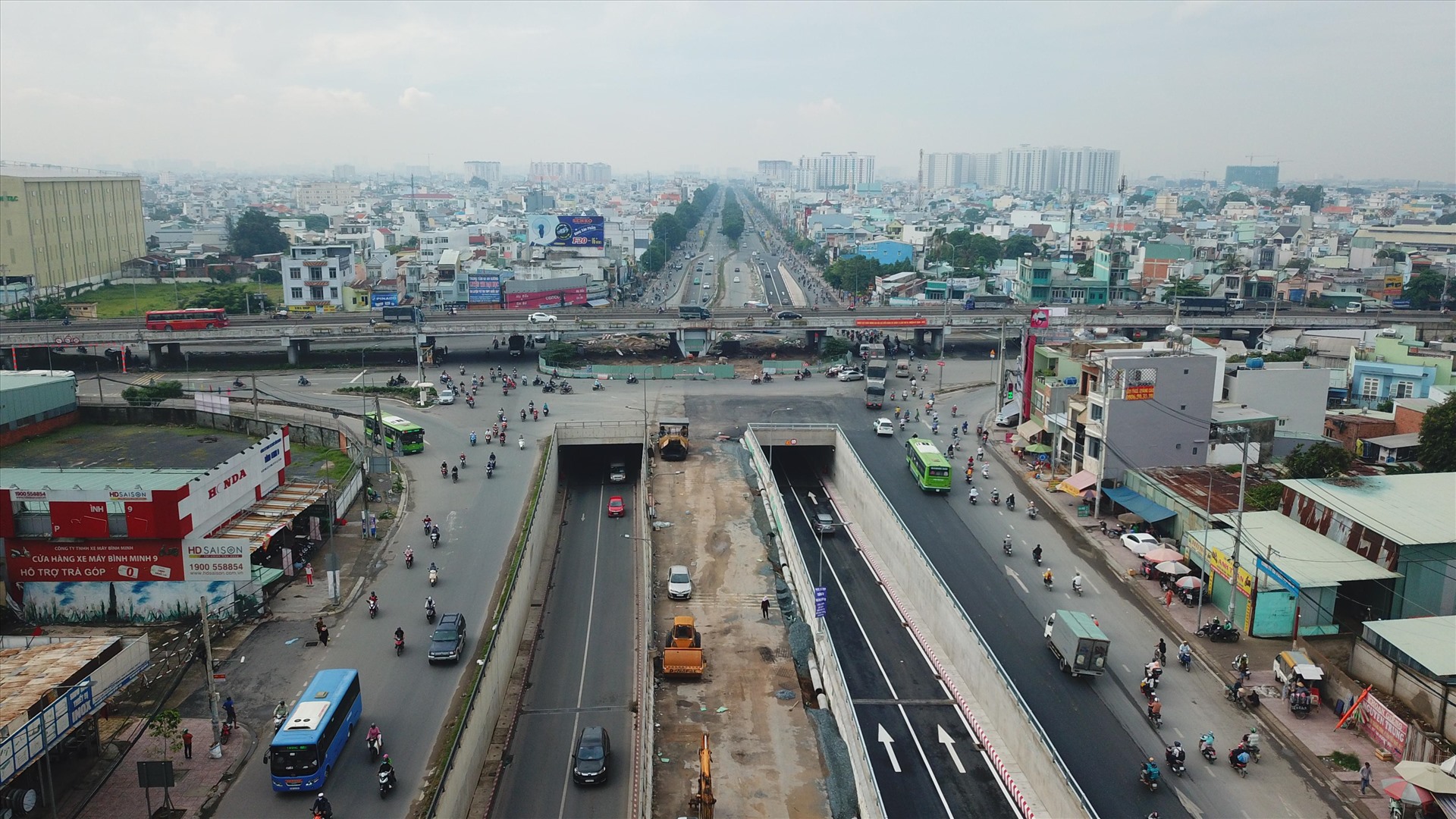 Khi hoàn thiện, tại ngã tư An Sương sẽ hình thành nút giao thông ba tầng. Công trình nhằm giải tỏa ùn tắc trục đường huyết mạch quốc lộ 1 từ TP HCM đi các tỉnh miền Đông, miền Tây và ngược lại, xóa điểm đen tai nạn giao thông nhiều năm liền tại đây.