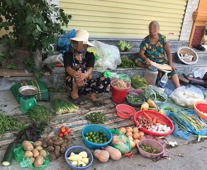 Từ người già, người trẻ thôn Bách Phương 3 đều lao đao sau khi chủ hụi Hoàng Thị Phượng bỏ trốn. Ảnh ĐL
