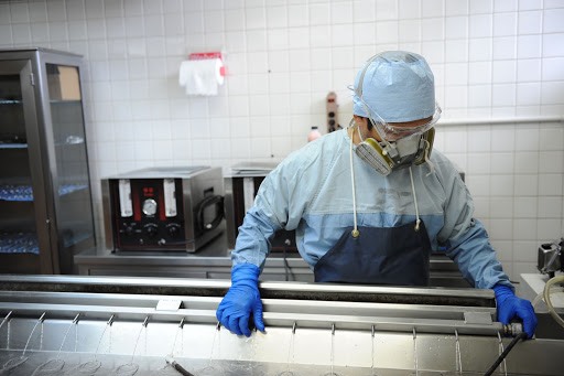 kham pha bi mat chet choc cua covid 19