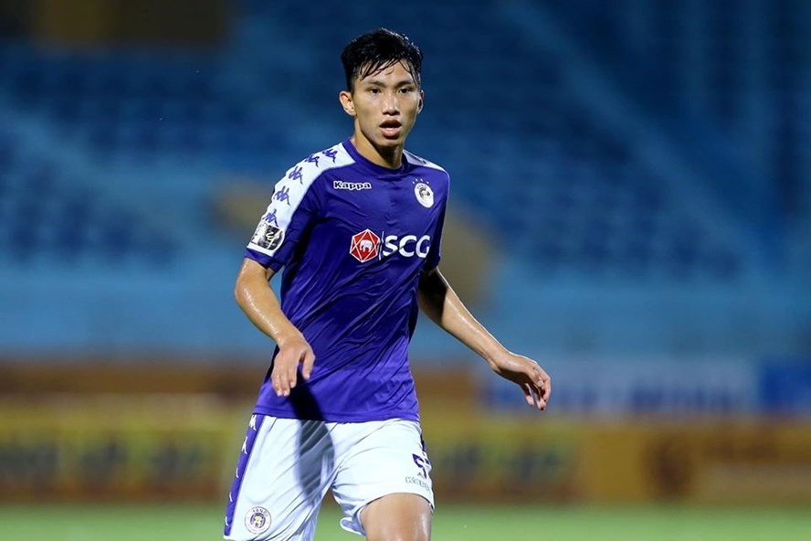 Văn Hậu sẽ đá vị trí hậu vệ hoặc trung vệ khi trở lại Hà Nội. Ảnh: HNFC