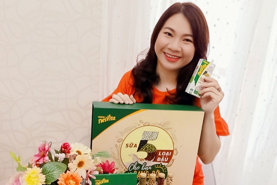Tiên phong sử dụng ống hút giấy bảo vệ môi trường Tiên phong sử dụng ống hút giấy bảo vệ môi trường
