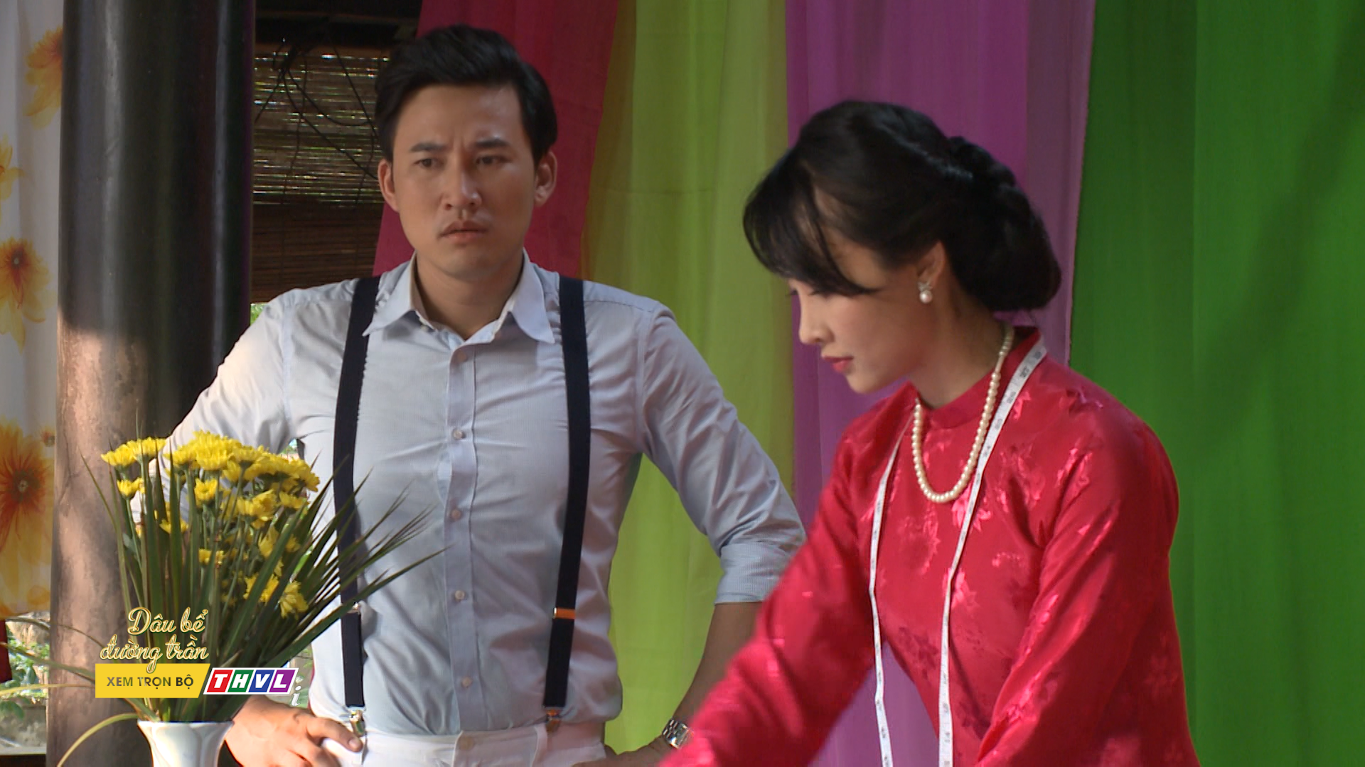 Kim Phan ngày càng thân thiết với Năm Kỉnh.