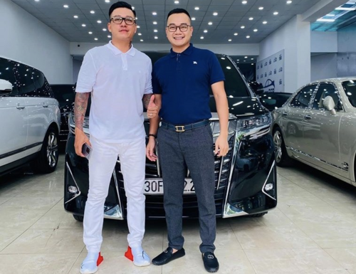 Đây là xế hộp thứ 3 nằm trong bộ sưu tập siêu xe của anh. Ảnh: Chụp màn hình.