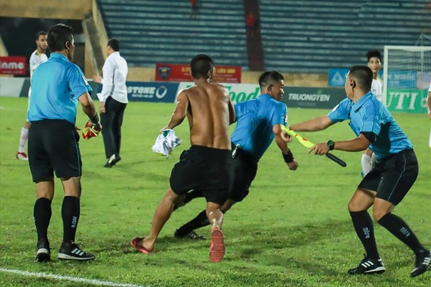 Trọng tài V.League và tự trọng nghề nghiệp trong tai vleague va tu trong nghe nghiep