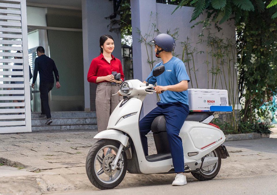 Dự án vận chuyển sữa mẹ từ nơi mẹ làm việc về nhà cho bé mang tên Milky Way vừa được Bosch Việt Nam công bố. Dự án vận chuyển sữa mẹ từ nơi mẹ làm việc về nhà cho bé mang tên Milky Way vừa được Bosch Việt Nam công bố.