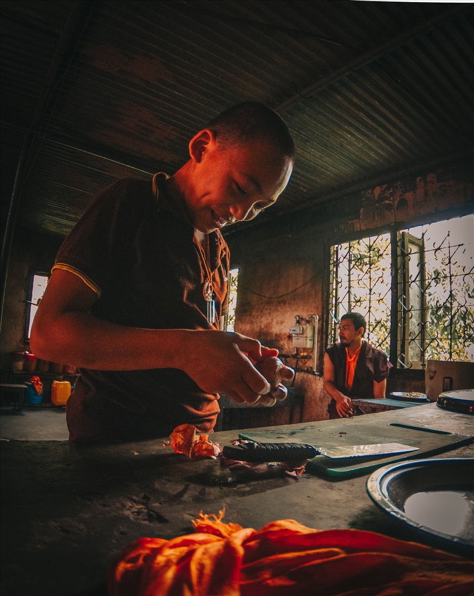 Chuẩn bị cho bữa ăn.