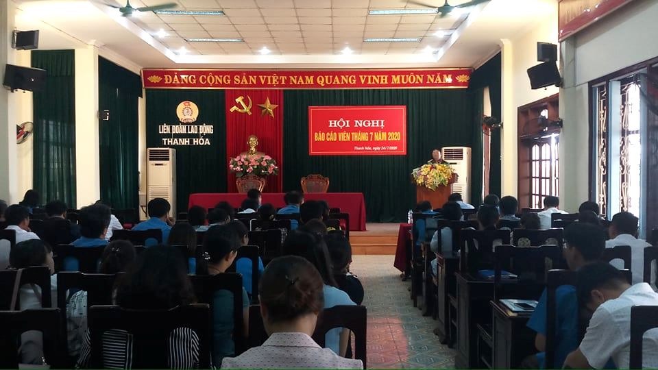 Hội nghị Báo cáo viên của LĐLĐ tỉnh Thanh Hóa. Ảnh: Quách Du