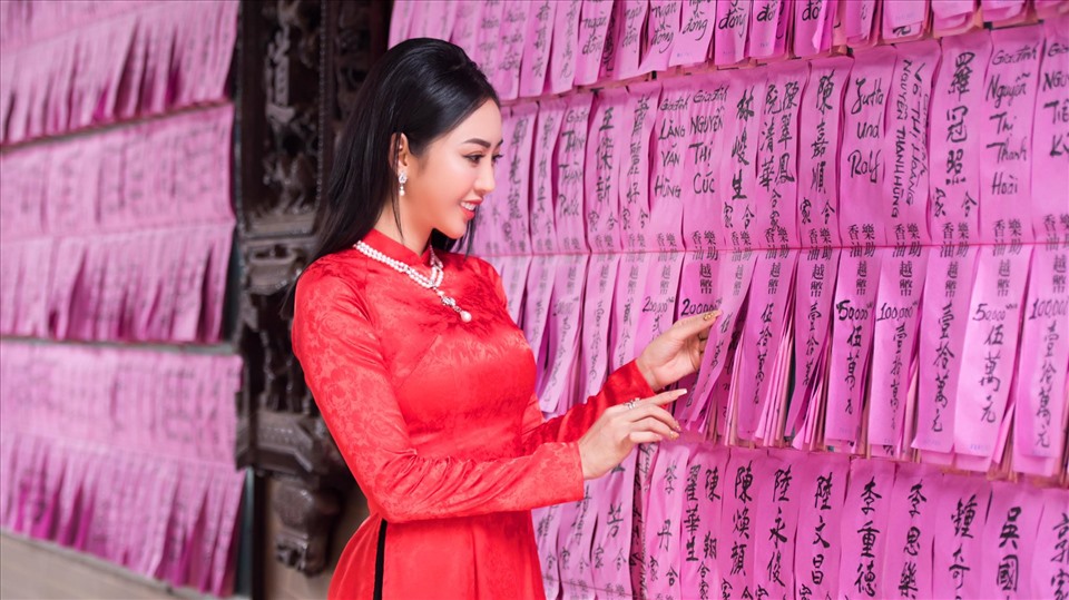 NTK Nhật Phượng.