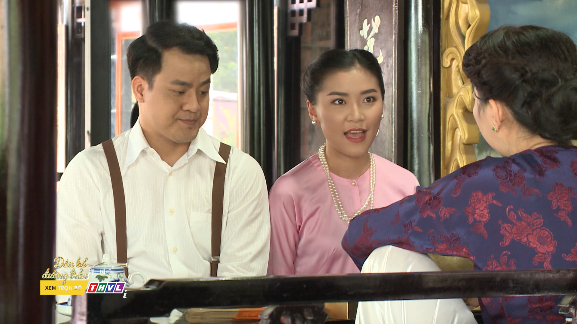 Kim Chinh lên tìm Kim Phan. Ảnh: NSX.