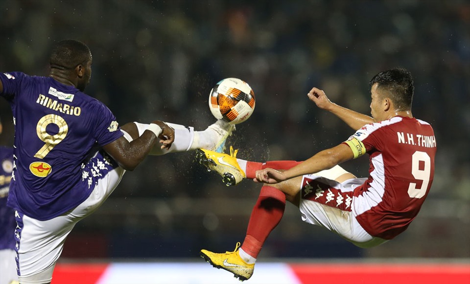 V.League 2020 thi đấu thêm 8 vòng trước khi bị hoãn lần thứ 2. Ảnh: VPF.