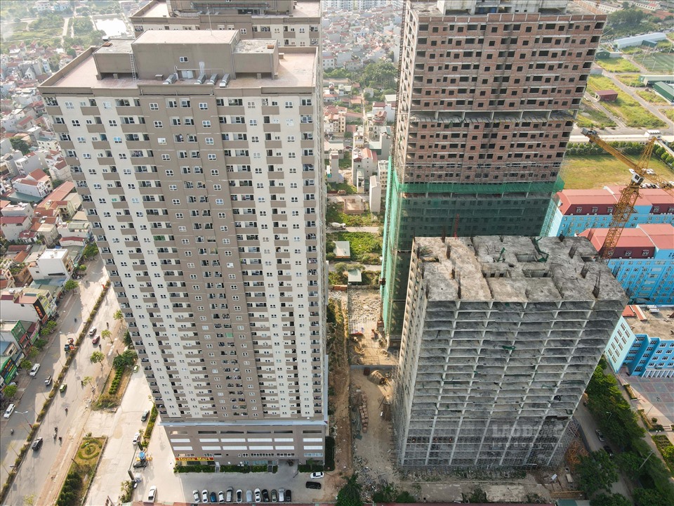 Dự án AZ Thăng Long vốn là một dự án nhà ở thương mại, nằm trên khu đất có diện tích 15.493m2 bao gồm 4 tòa nhà chiều cao 35 tầng. Ảnh: Phan Anh
