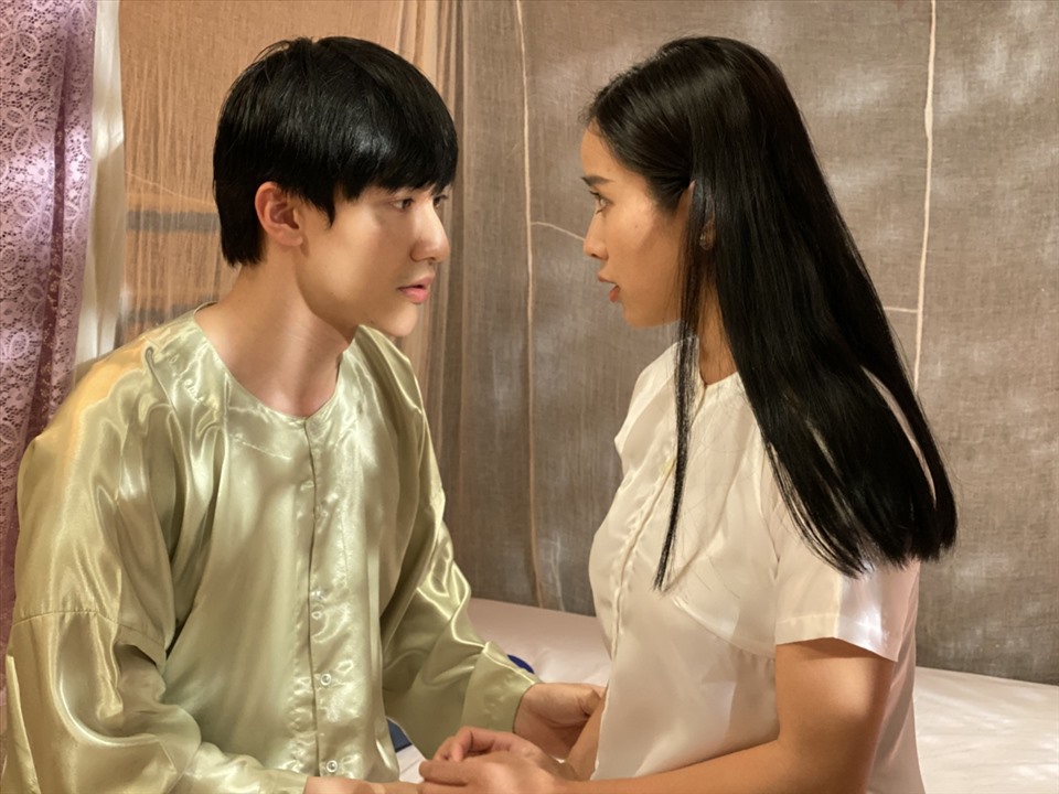 Đây cũng là vai diễn đầu tiên trên màn ảnh nhỏ của Dũng Bino.