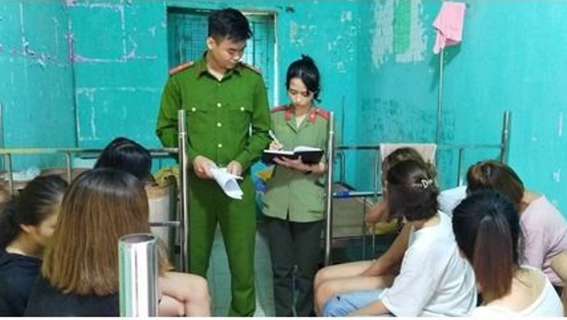 Qua kiểm tra, nhiều đối tượng có kết quả dương tính với ma túy. Ảnh: CATH