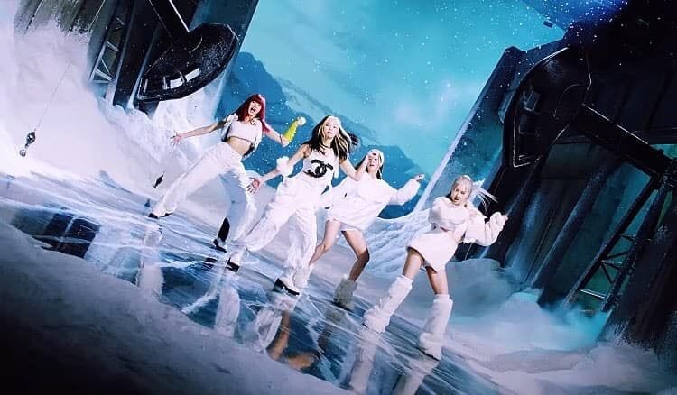 Màn biểu diễn của nhóm nhạc Blackpink. Ảnh: Knet