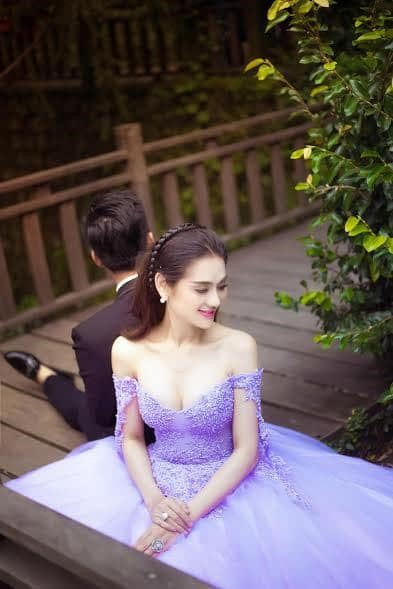 Lâm Khánh Chi hài lòng với hiện tại. Ảnh: NSCC