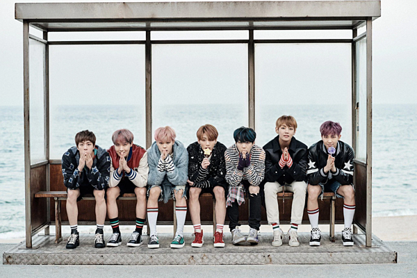 BTS không ít lần gây tranh cãi. Ảnh: Cắt từ clip.