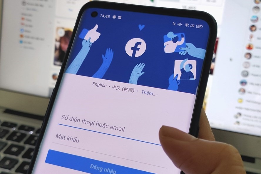 Tình trạng đánh cắp thông tin tài khoản Facebook diễn ra khá phổ biến trong thời gian qua. Ảnh: Thế Lâm.
