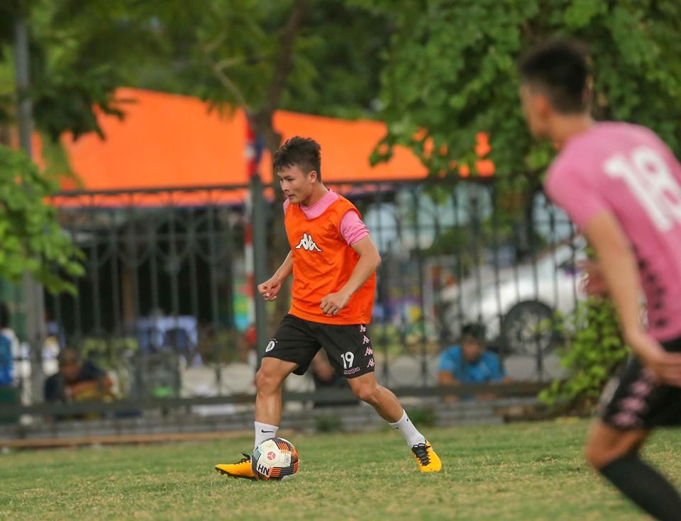 Quang Hải để ngỏ khả năng ra sân vì đang dính chấn thương rách cơ háng. Ảnh: HNFC