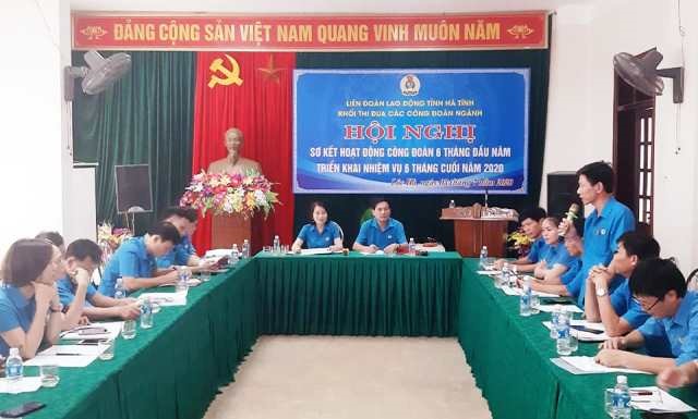 Đại biểu tham gia thảo luận tại hội nghị. Ảnh: CĐ.