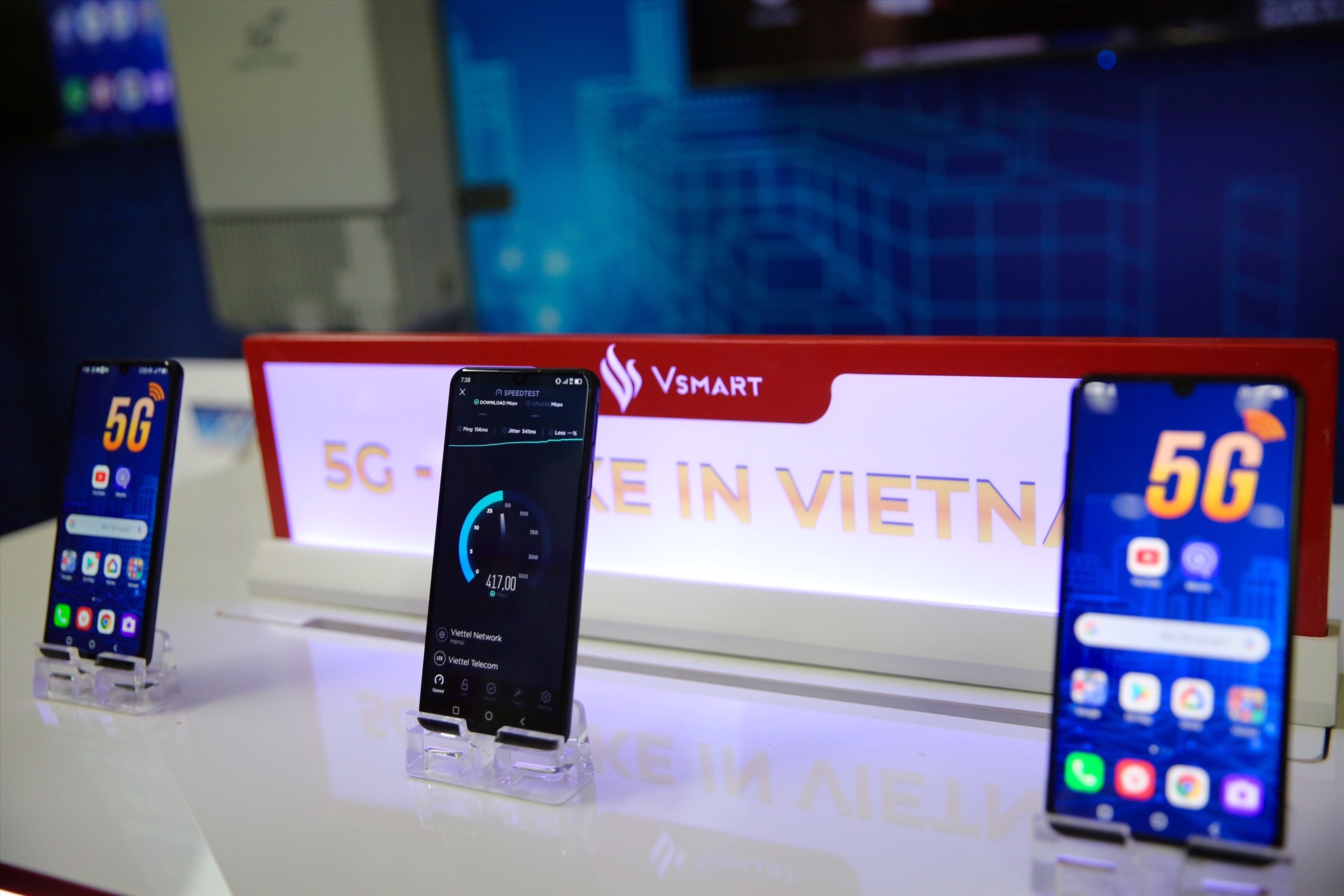 ản phẩm Vsmart Aris 5G tại gian hàng triển lãm Bộ Thông tin và Truyền thông sáng ngày 6/7
