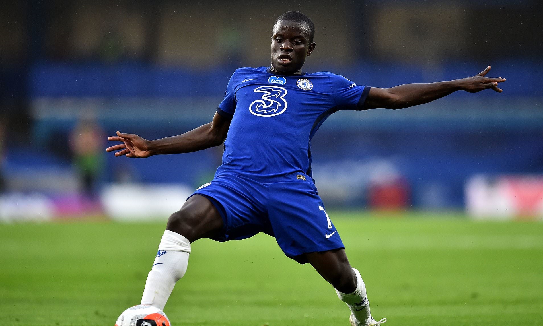 Kante vừa gặp chấn thương. Ảnh: Getty.