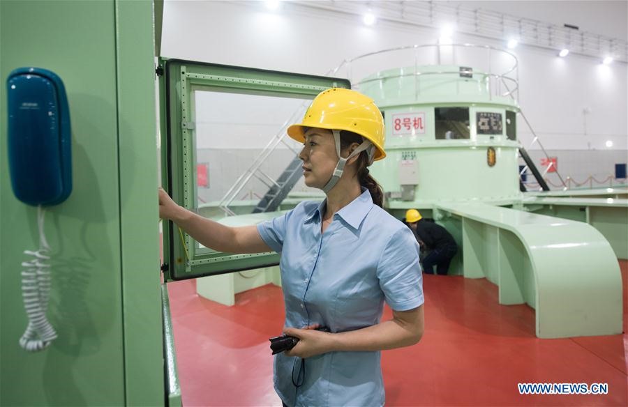Hồ thuỷ điện Tân An Giang xả lũ ngày 7.7. Ảnh: Tân Hoa Xã