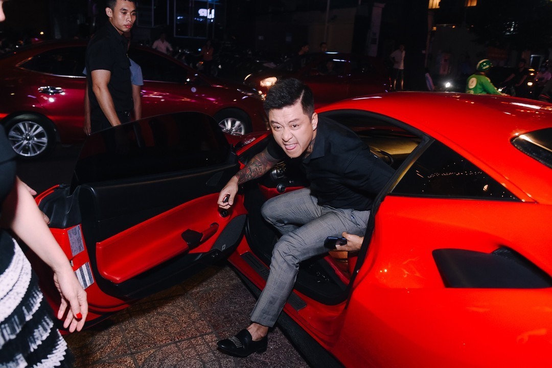 Xe Ferrari 488 GTB từng gặp tai nạn và “hồi sinh” sau đó. Ảnh: POC POC cung cấp