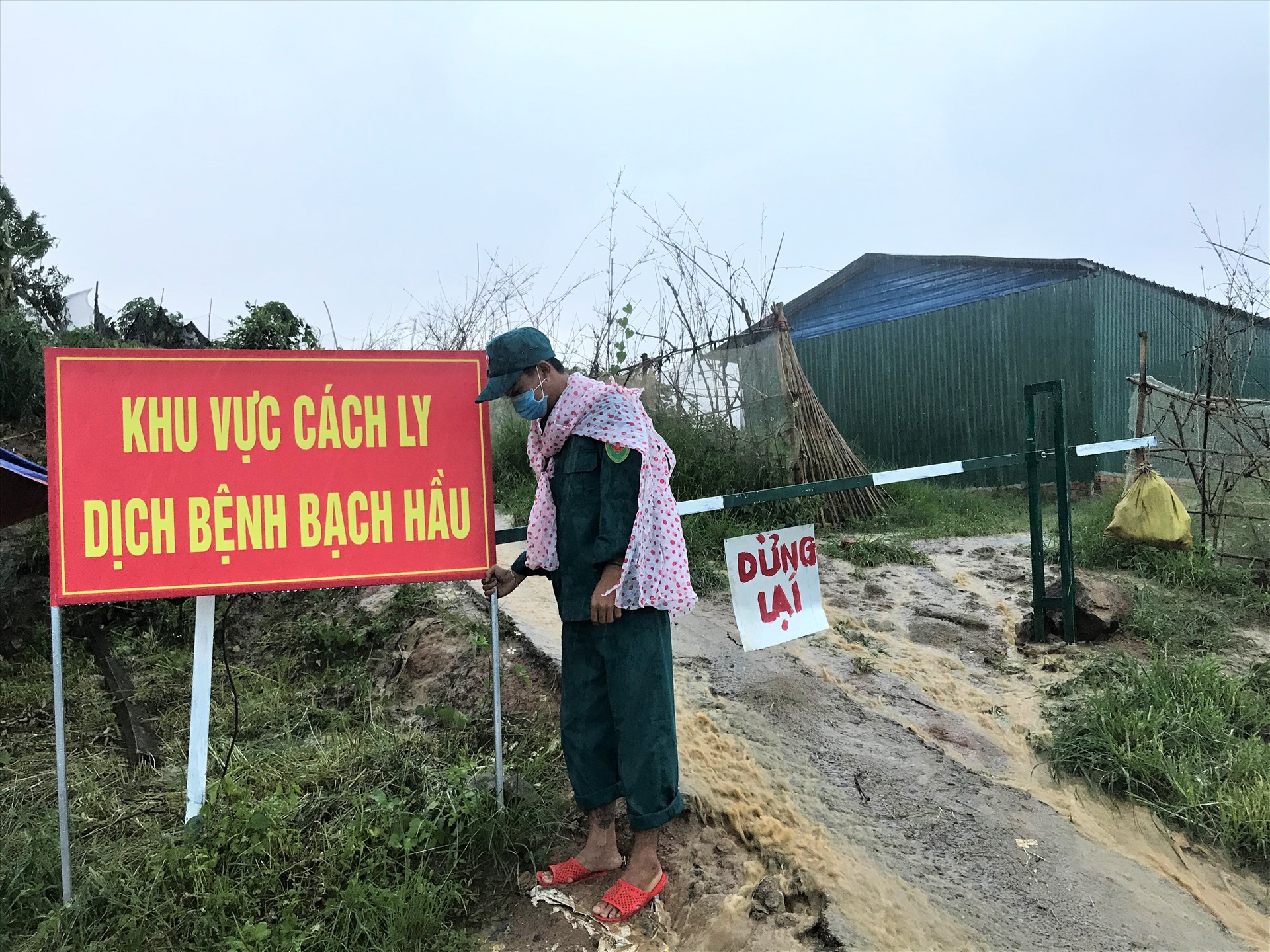 Một khu vực cách ly bệnh bạch hầu ở huyện Krông Nô, Đắk Nông. Ảnh Bảo Trung